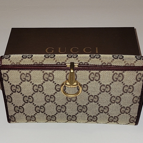 🚨GUCCI GG CANVAS HORSEBIT CLASP WALLET🚨 - Picture 12 of 12